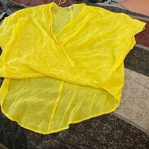 Ladies sleeveless blouse